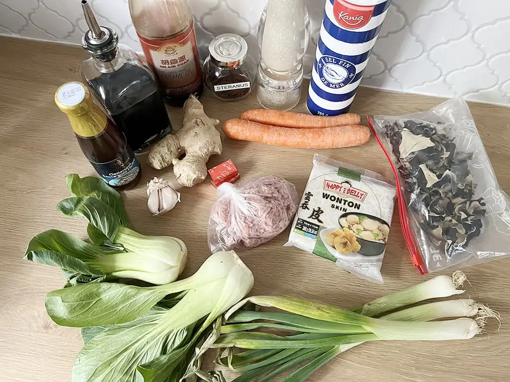 Soupe wonton ingrédients