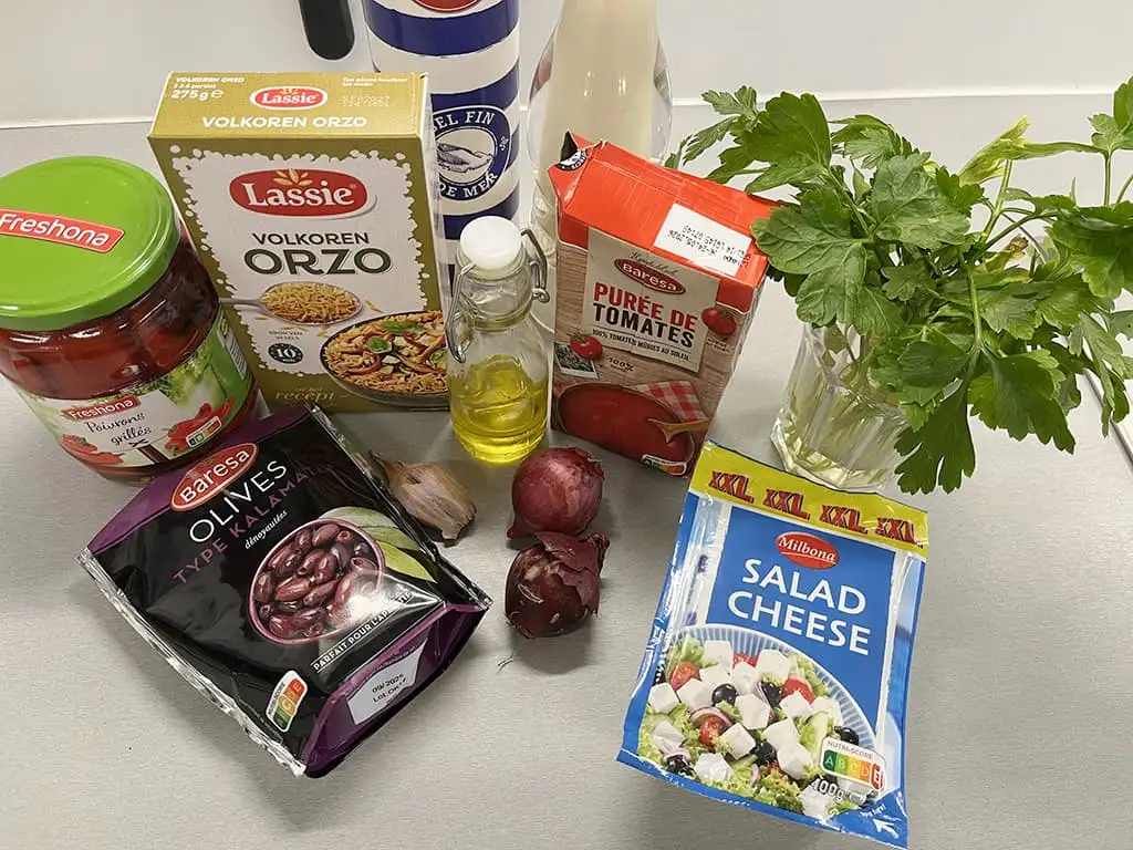 Orzo complet en sauce tomate ingrédients