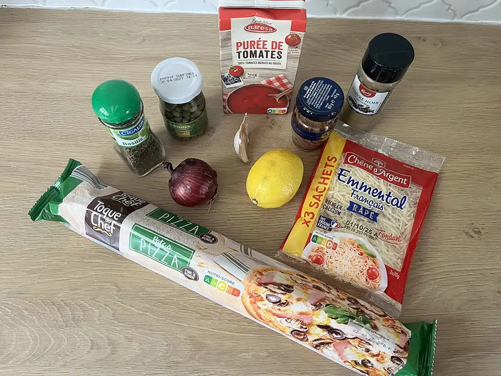 Pizza aux anchois et câpres ingrédients