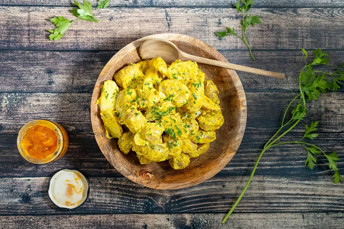 Salade de pommes de terre au curry sud-africaine