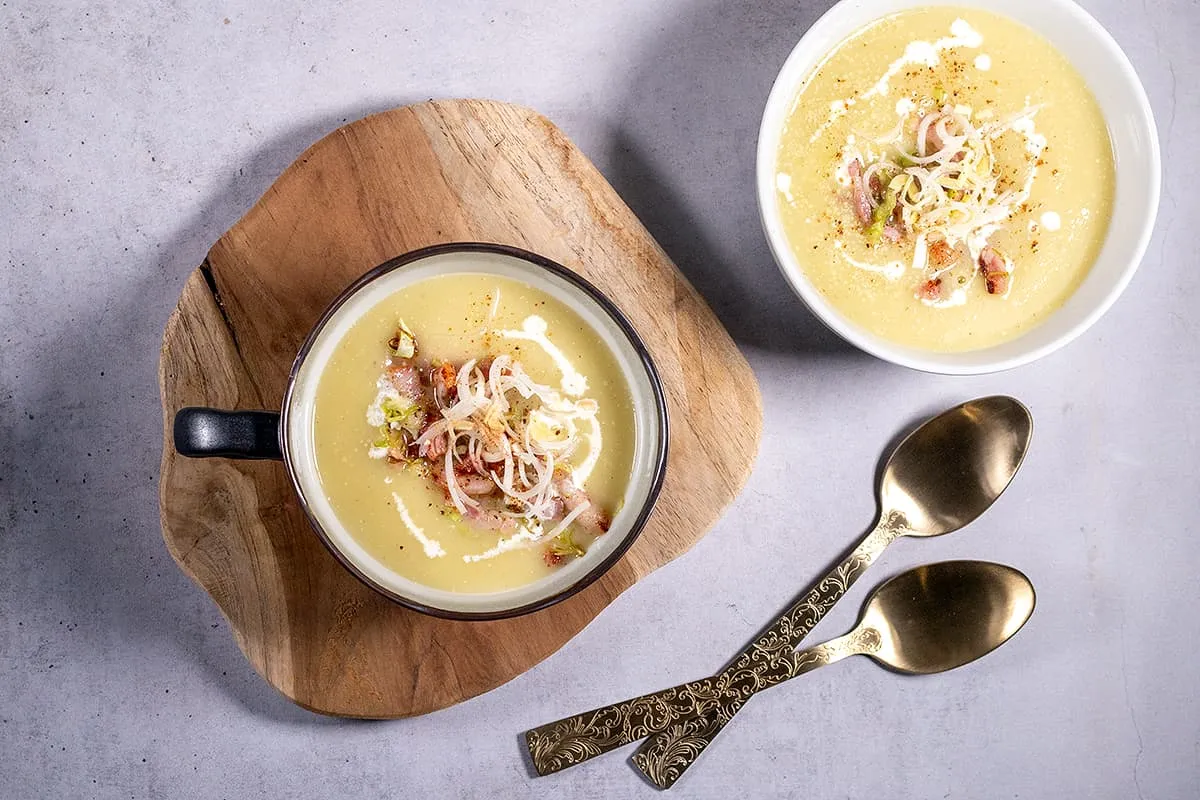 Soupe au chou pointu avec lardons – soupe bien garnie