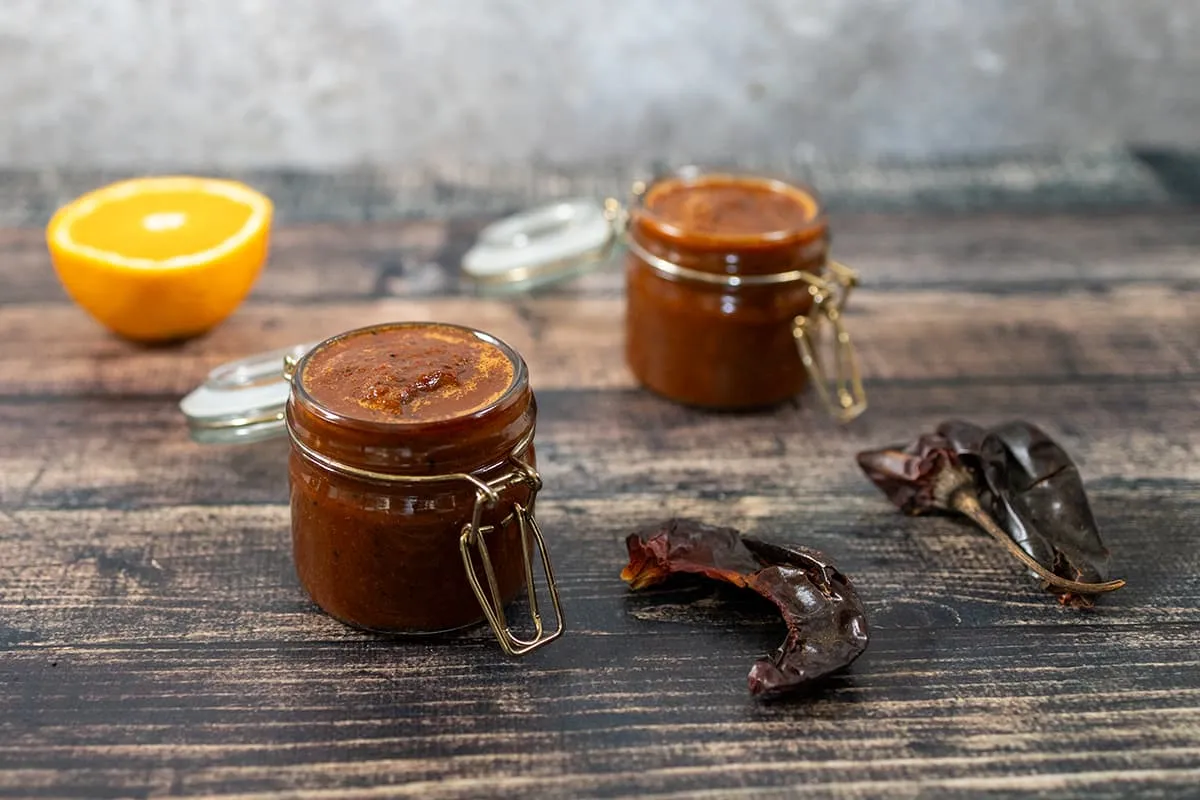 Salsa Guajillo (Sauce mexicaine) - une sauce très douce
