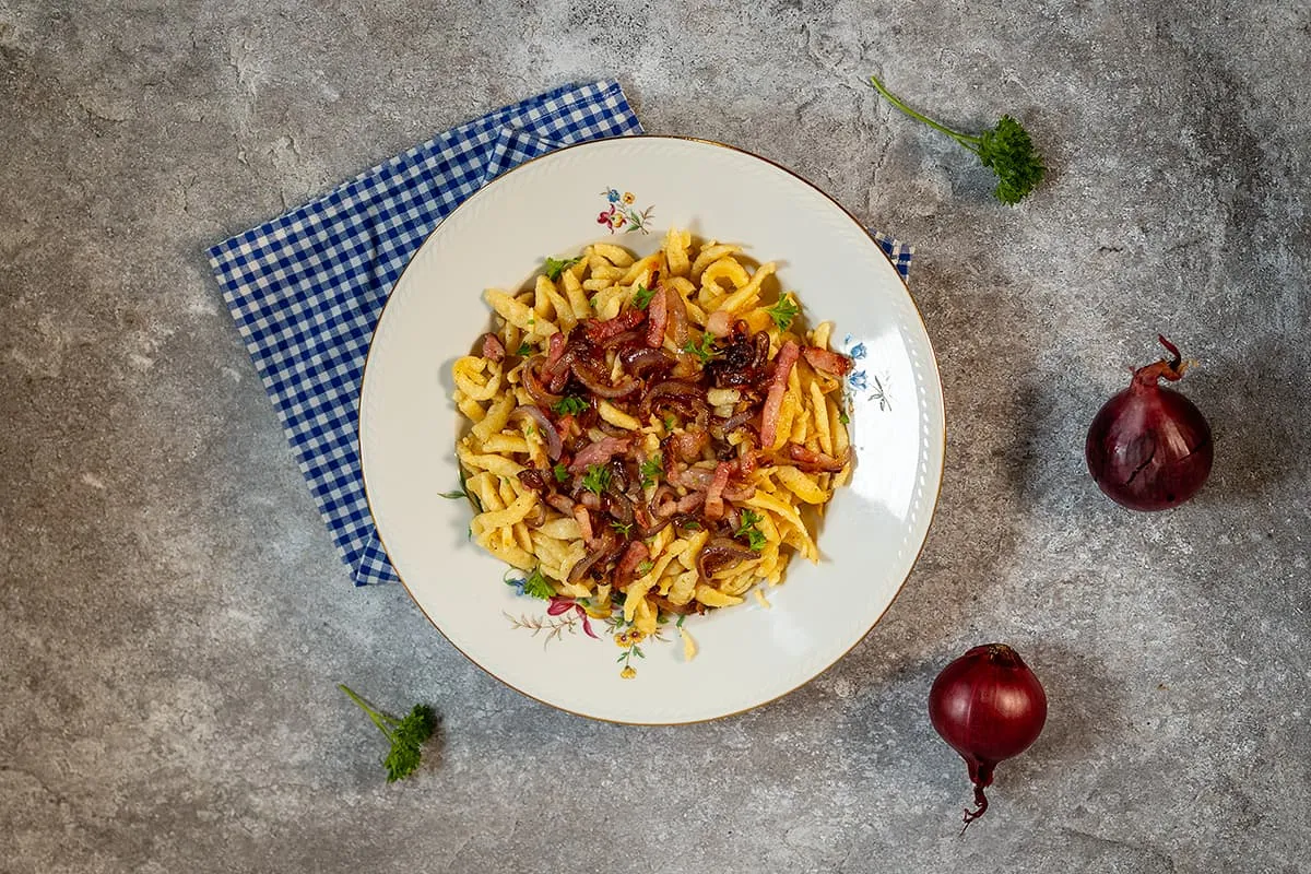Spätzle au lardons et à l'oignon - Pâtes allemandes