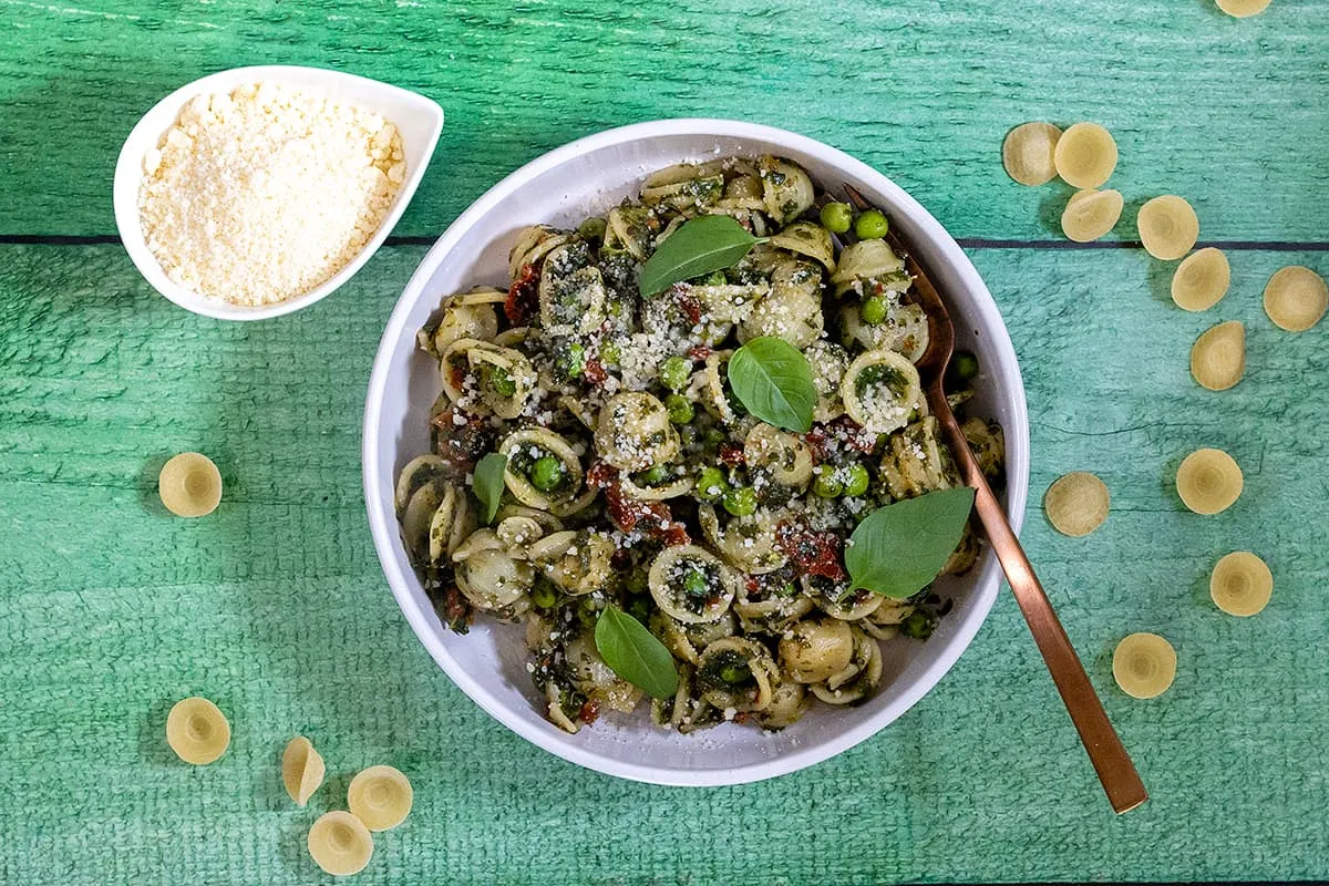 Orecchiette épinards et petits pois - super délicieux et sain