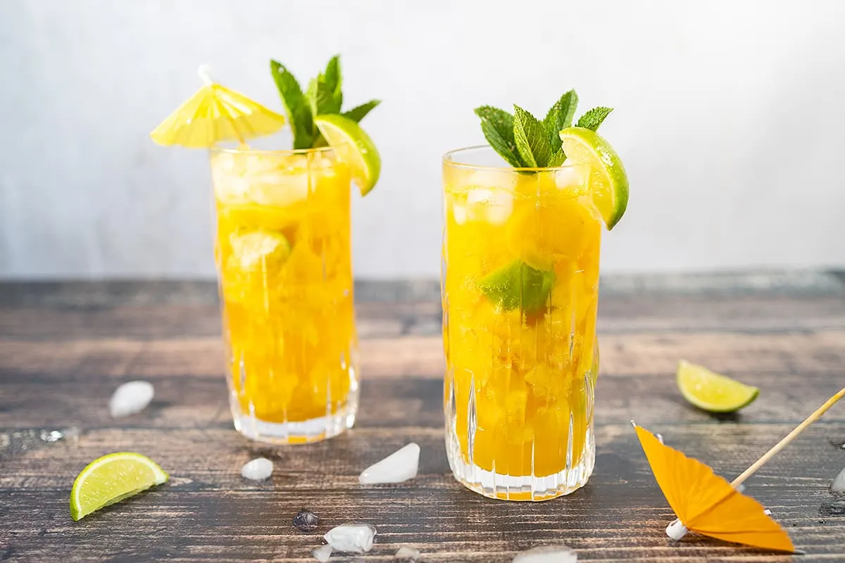 Mango mojito - cocktail d'été fraîche