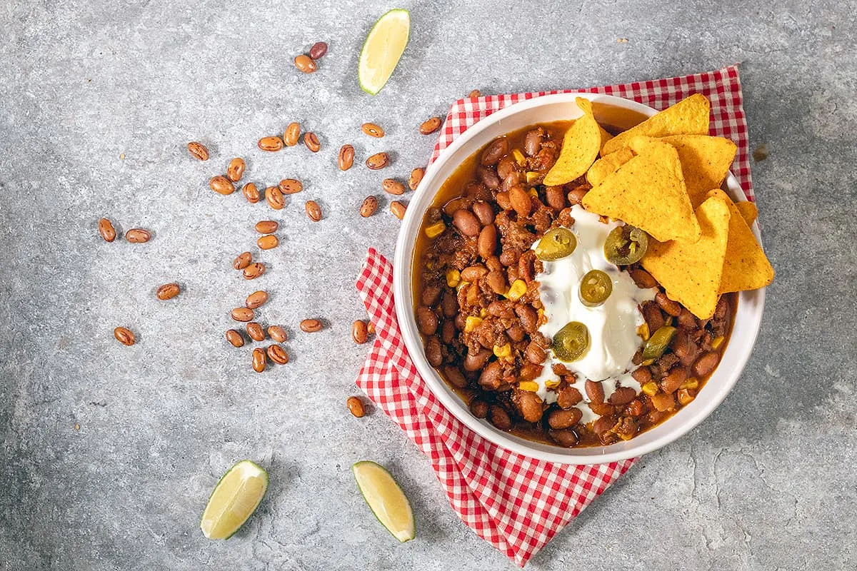 Ragoût de haricots façon mexicaine avec viande hachée et maïs