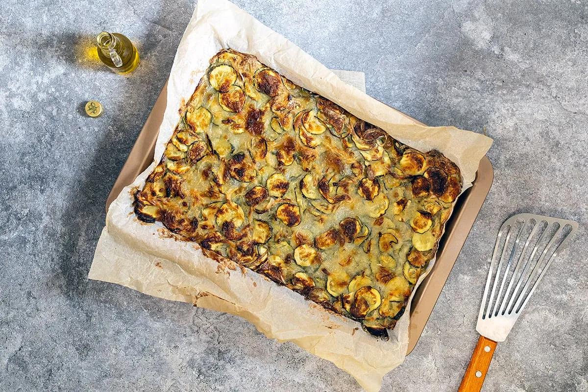 Scarpaccia italienne - tarte salée aux courgettes