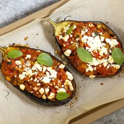 Recette: Aubergine farcie à la ratatouille