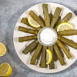 Recette: Sarma (Feuilles de vigne farcies turques)