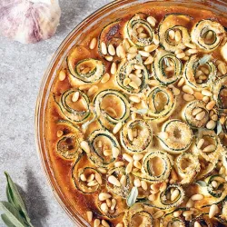 Recette: Roulés de courgettes à la sauce tomate