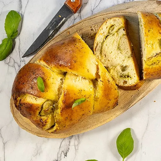 Recette: Pain au pesto